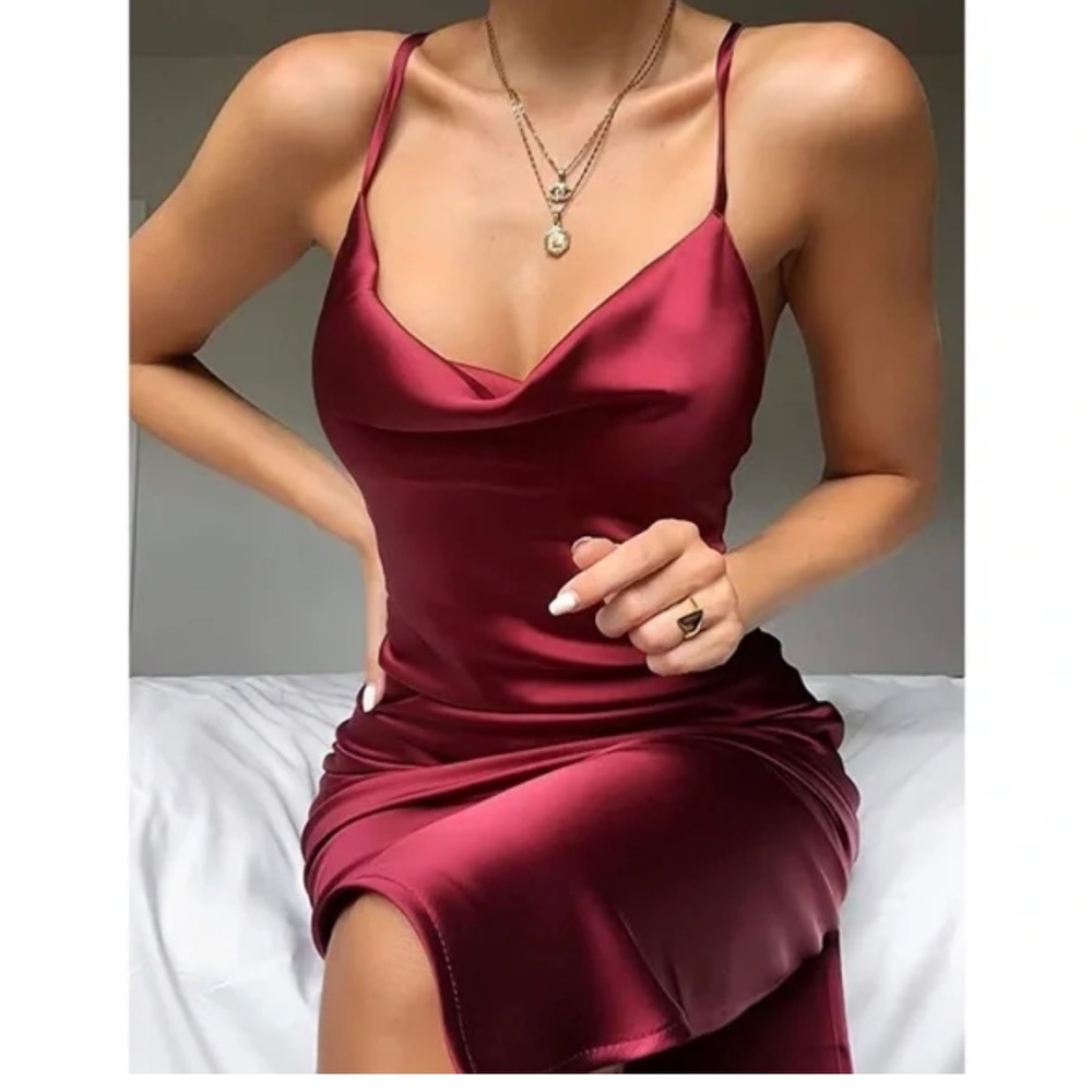 Bebe Satin Slip Mini - Picture 2 of 6